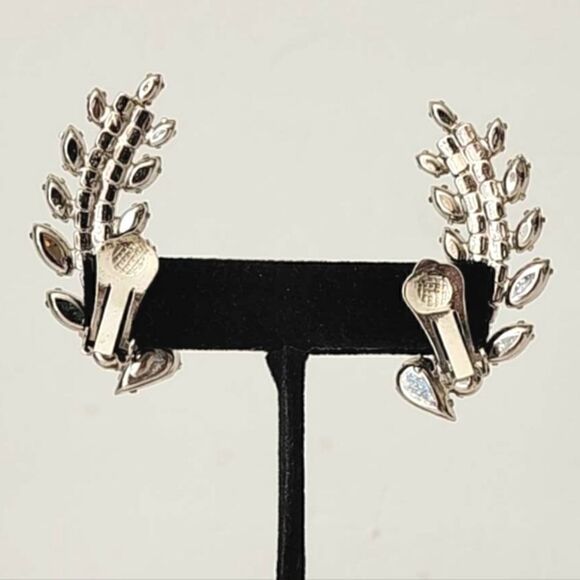 Vintage silver Crystal rhinestone climber earrings - Picture 7 of 16